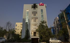 Oyo 732 Near Dlf